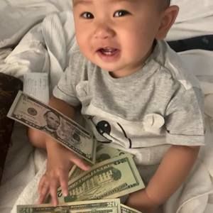 Meet your Posher, Songlagith